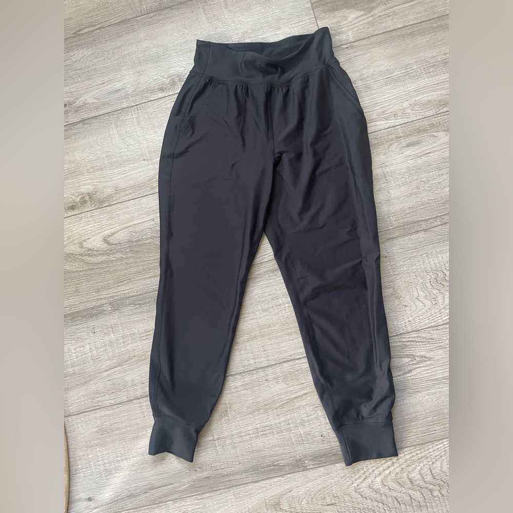 Old Navy women’s black Jogger Pants